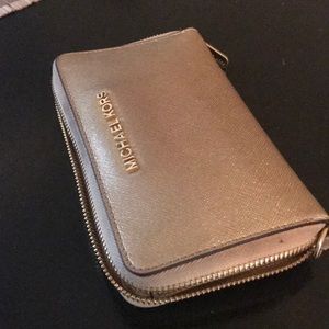 Beautiful michael kors wallet